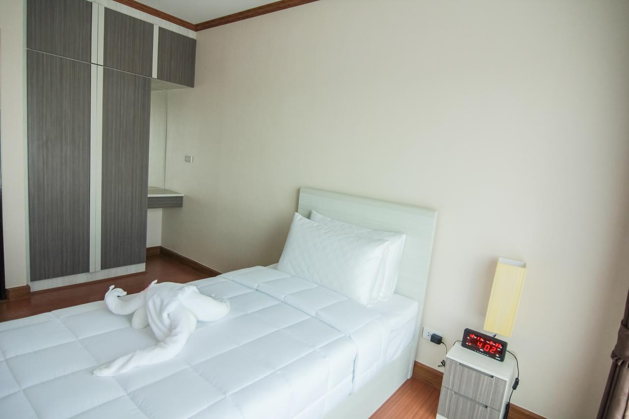 Tada Condotel Buriram Kültér fotó